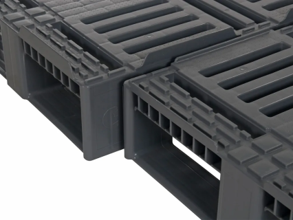 CR-pallet met een extra hoge rand